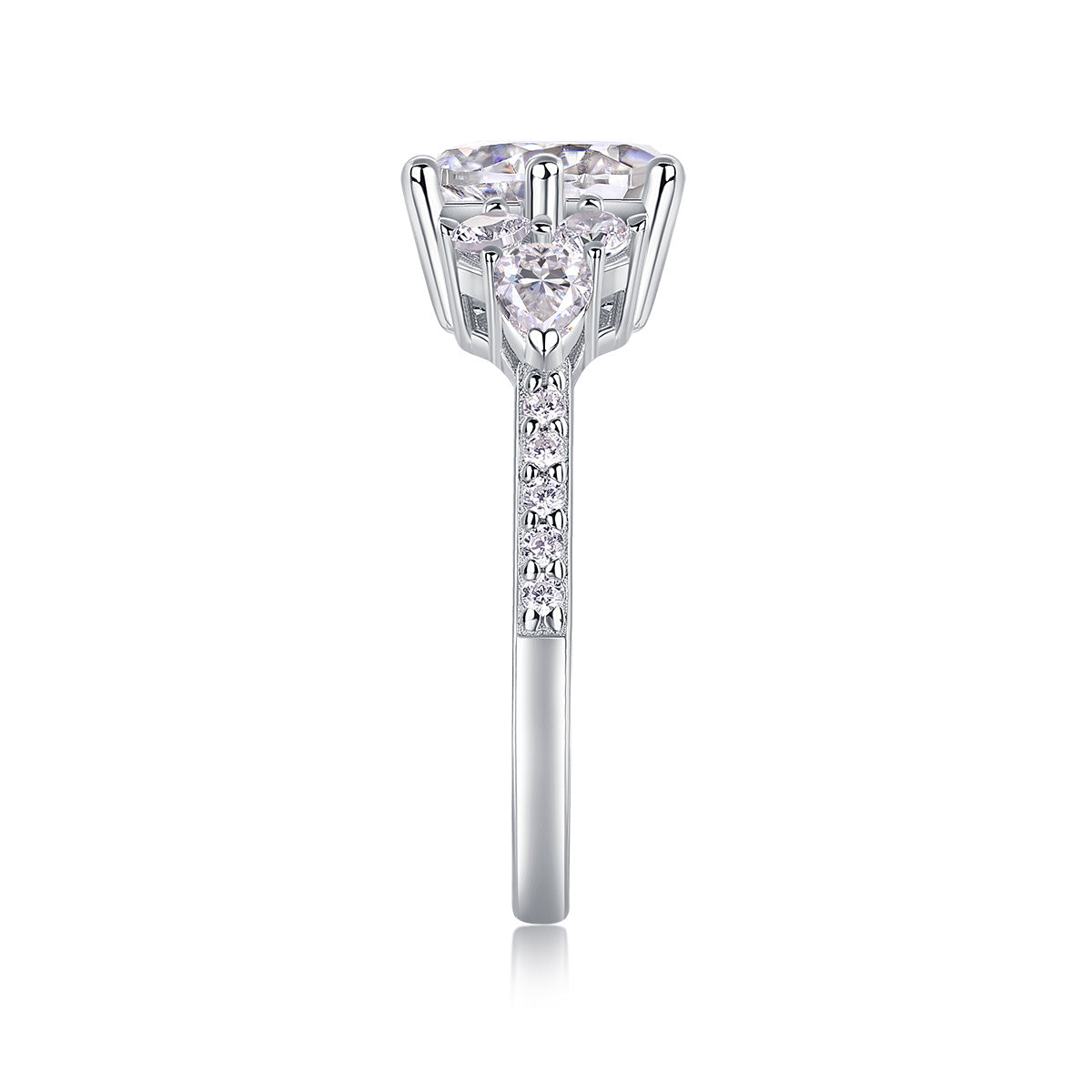 Luxury Moissanite Ring Ethically-Crafted Sparkle & Brilliance